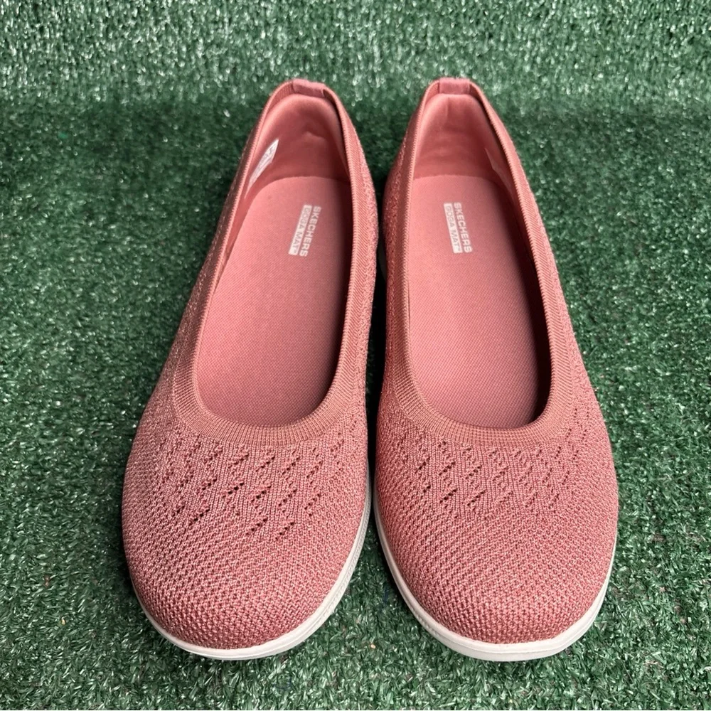 NEW Skechers Gogo Mat Step Lite Womens Size‎ 9.5 WIDE Pink Glitter 136317W